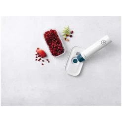 Zwilling Vacuümdoos S, Kunststof, Semitransparan-La-Mer Blauw 11 Zwilling Vacuümdoos S, Kunststof, Semitransparan-La-Mer Blauw -Demeyere Winkel 272663 ZWI BOX Plastik S Top I1 0002