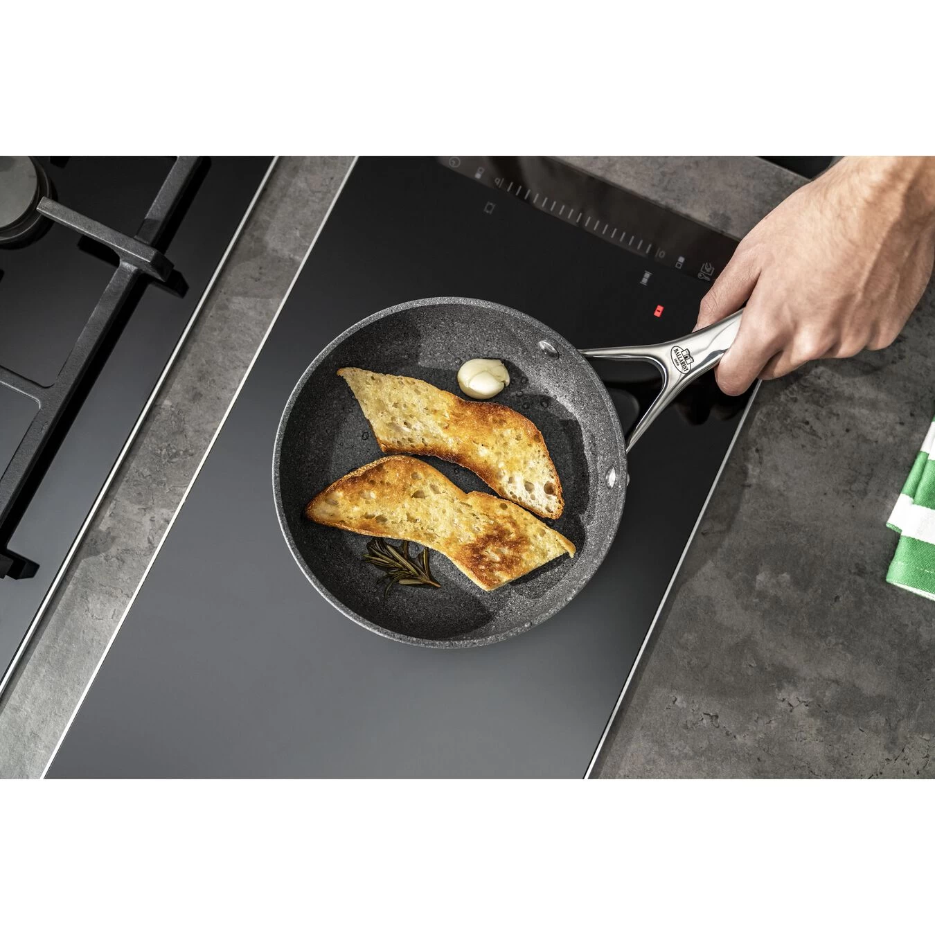 Ballarini Koekenpan Granitium Titanium Extreme 20 Cm 5 Ballarini Koekenpan Granitium Titanium Extreme 20 Cm - Afbeelding 3