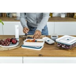 Zwilling Vacuümdoos S, Kunststof, Semitransparan-La-Mer Blauw 13 Zwilling Vacuümdoos S, Kunststof, Semitransparan-La-Mer Blauw -Demeyere Winkel 750052066